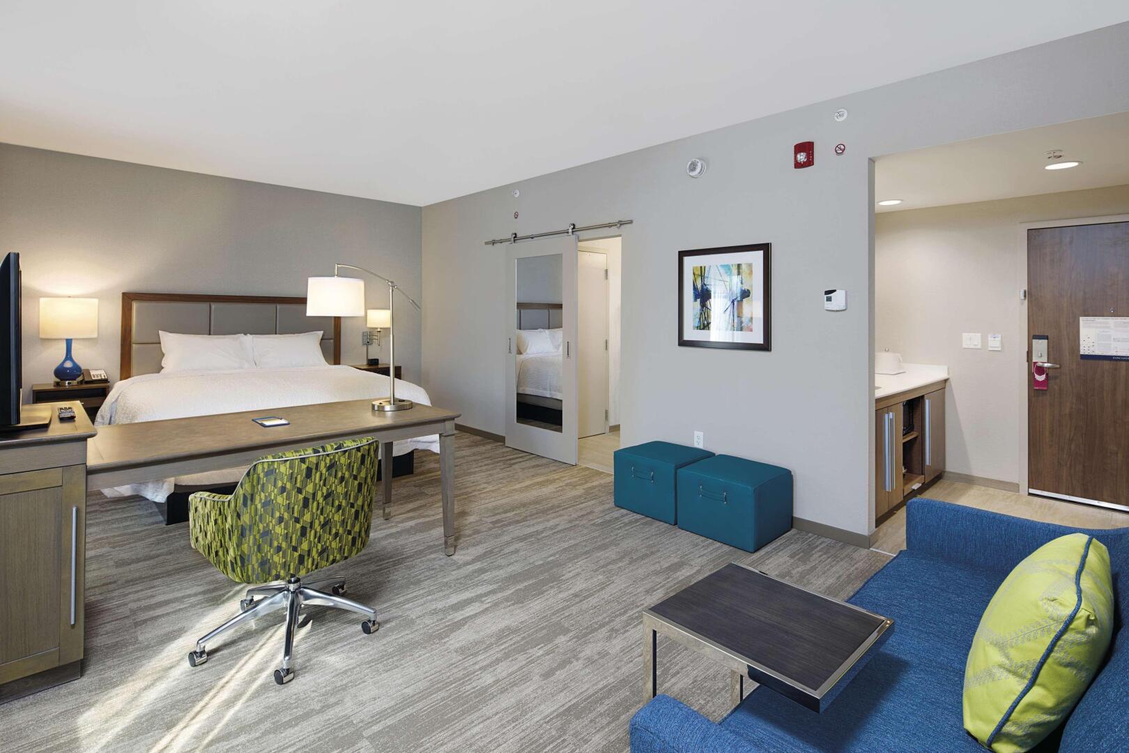 Photo - Hampton Inn & Suites Sacramento at CSUS