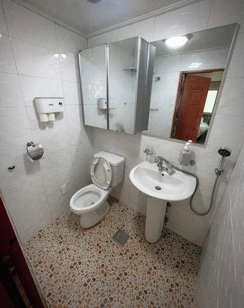 Photo - Jnineguesthouse