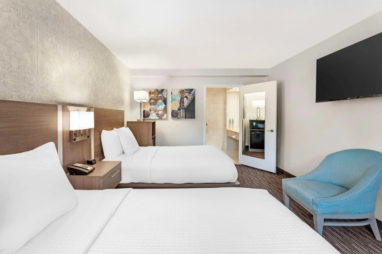 Photo - Best Western Mill River Manor