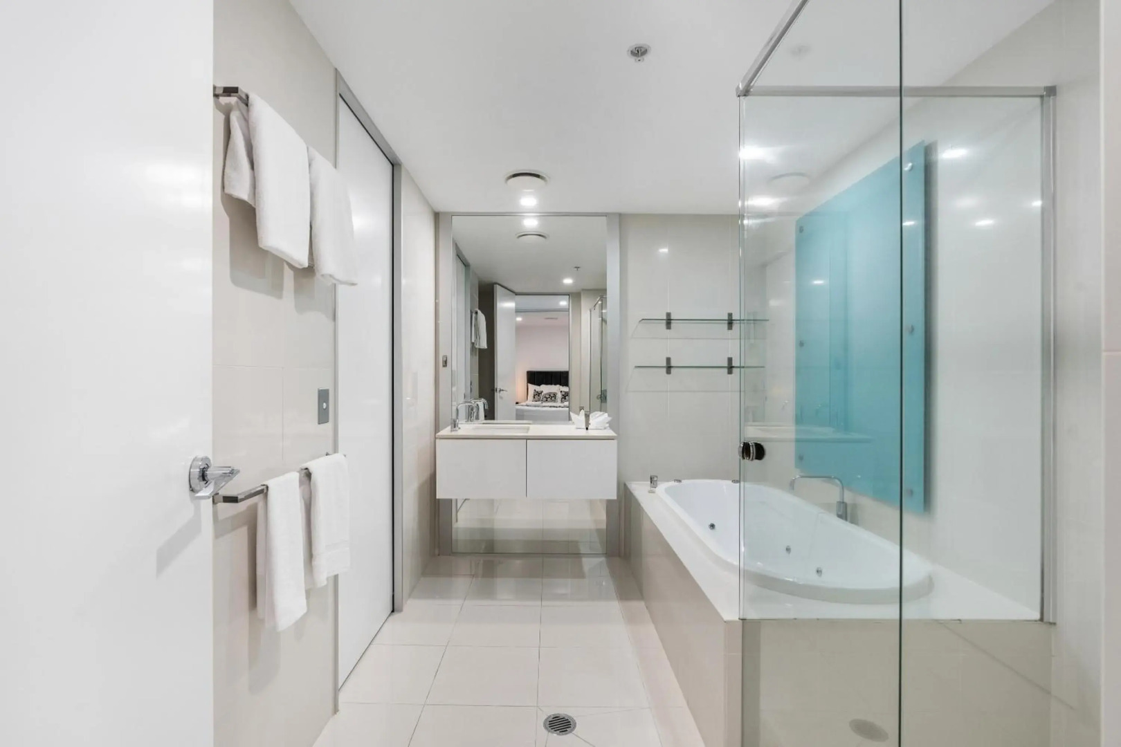 Photo - Q1 Resort & Spa - Official