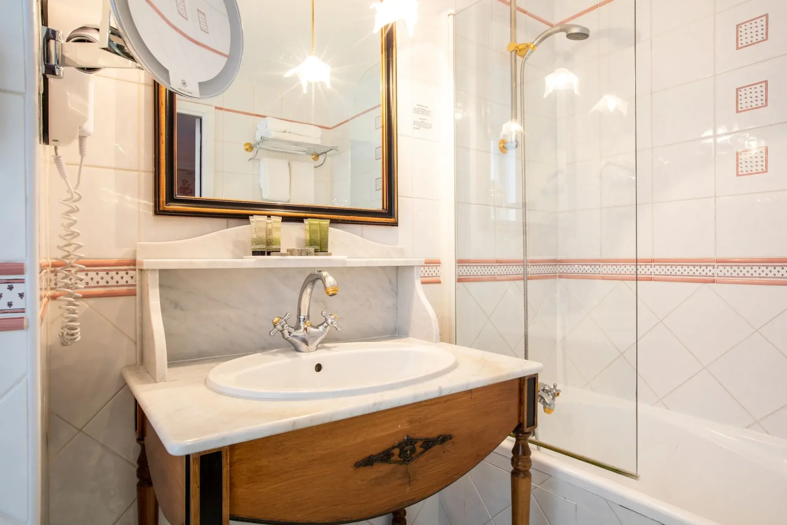 Foto - Maison Eugenie