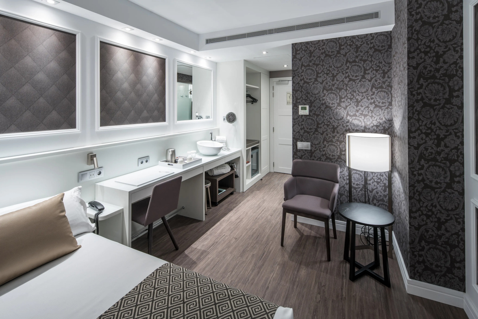 Photo - Catalonia Magdalenes