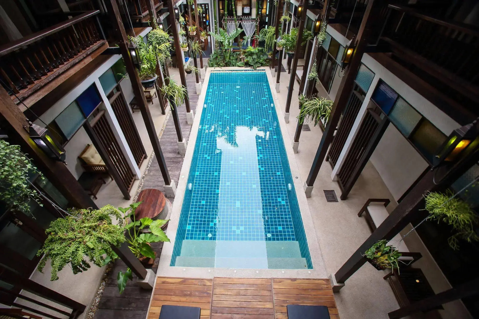 Foto - Ban Chang Tong