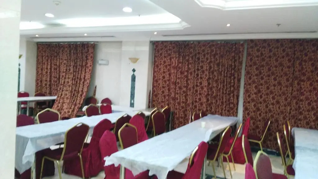 Photo - Al Mukhtara Golden