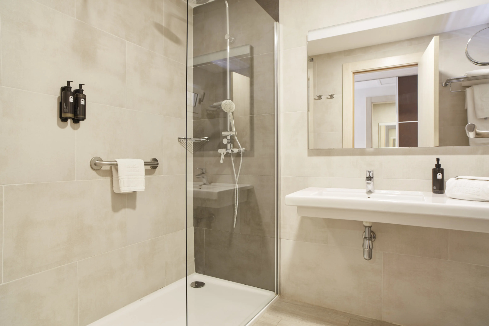 Photo - Invisa Hotel Club Cala Verde