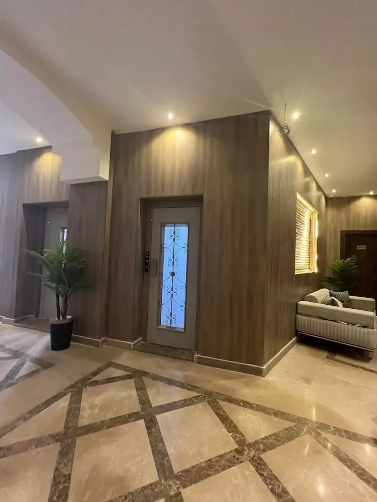 Foto - Rotana Palace Suites