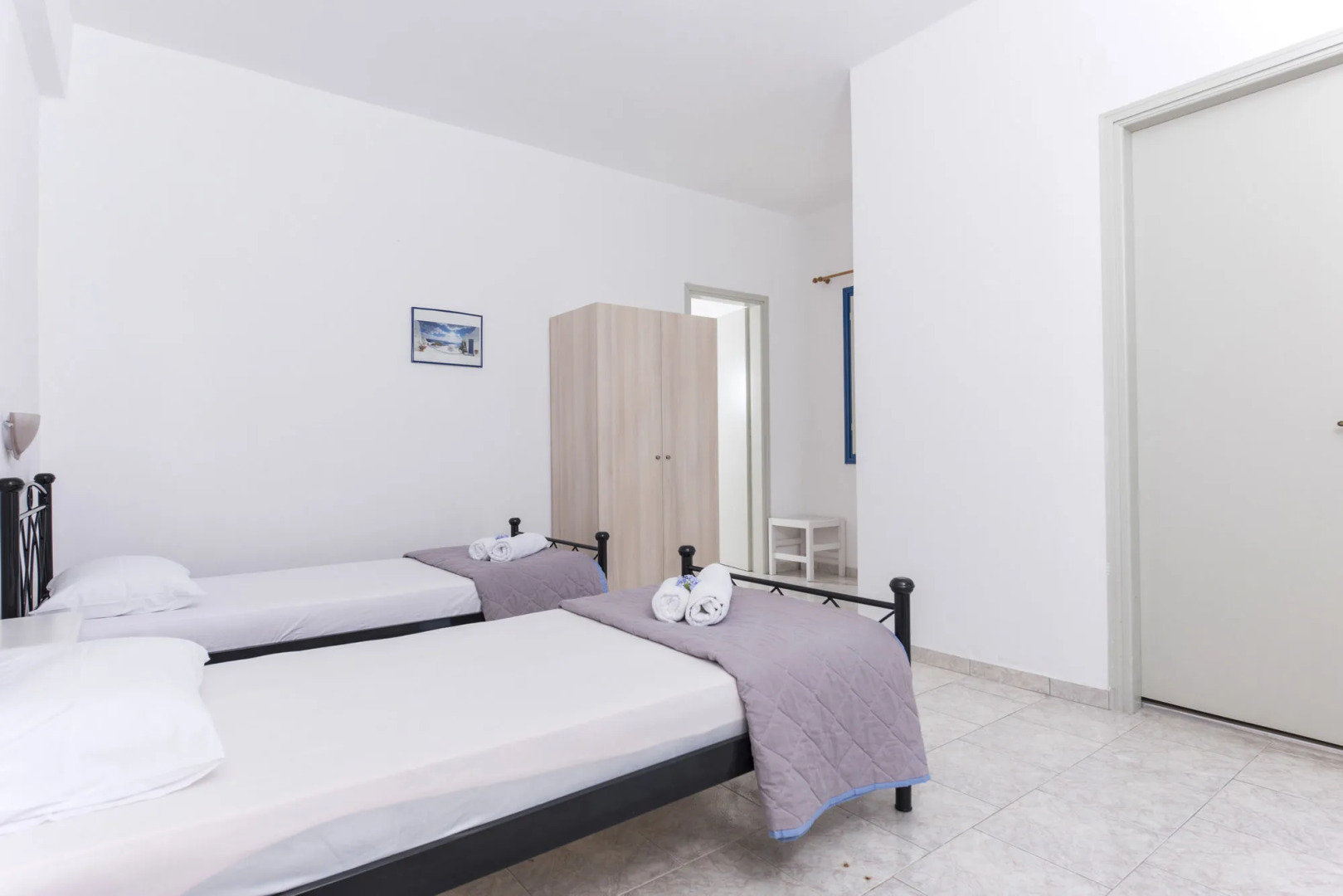 Foto - Thira's Dolphin