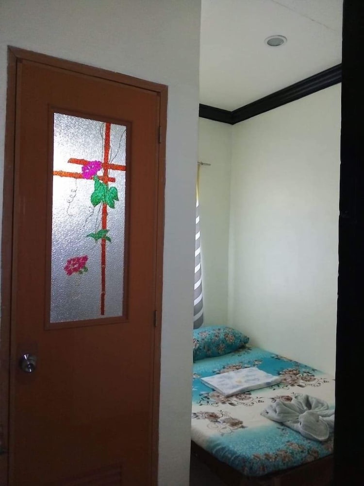 Balai Mariacaria Pension House
