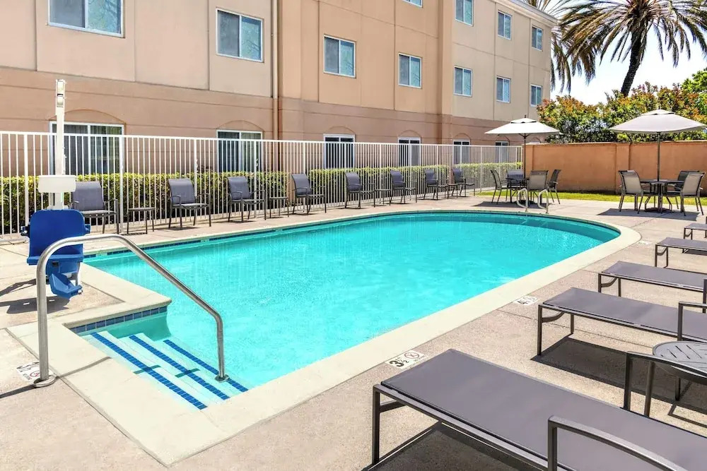 Photo - Fairfield Inn & Suites by Marriott San Francisco San Carlos