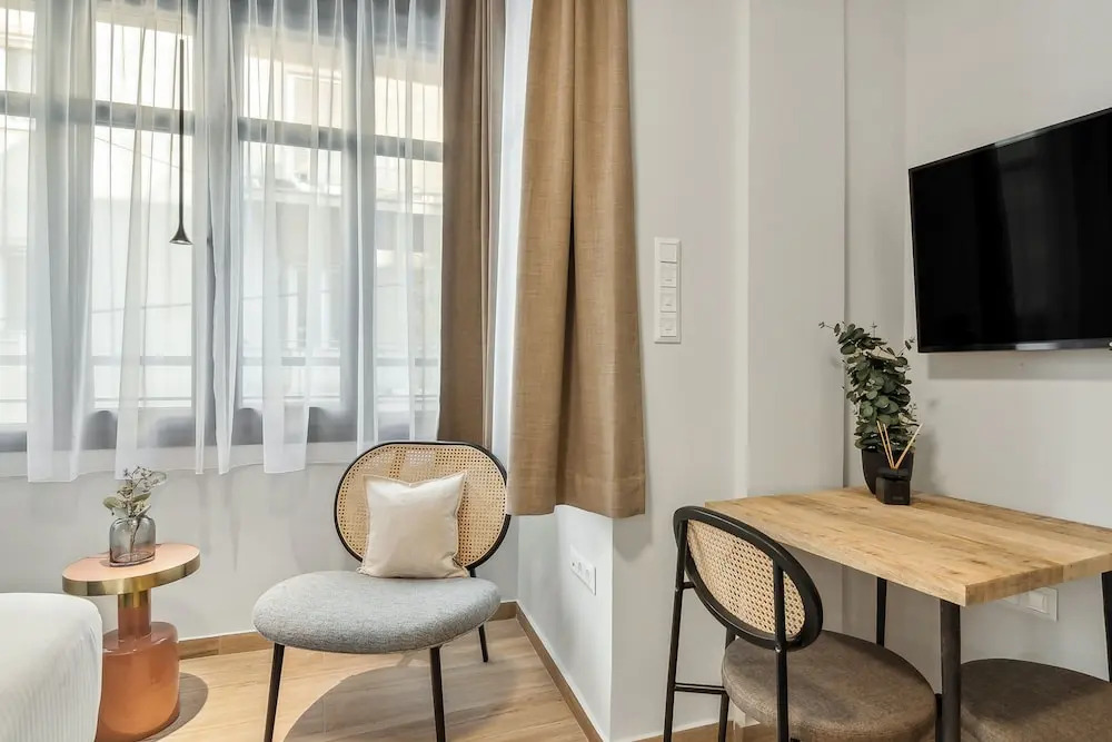 Photo - Limehome Athens Solonos City Center