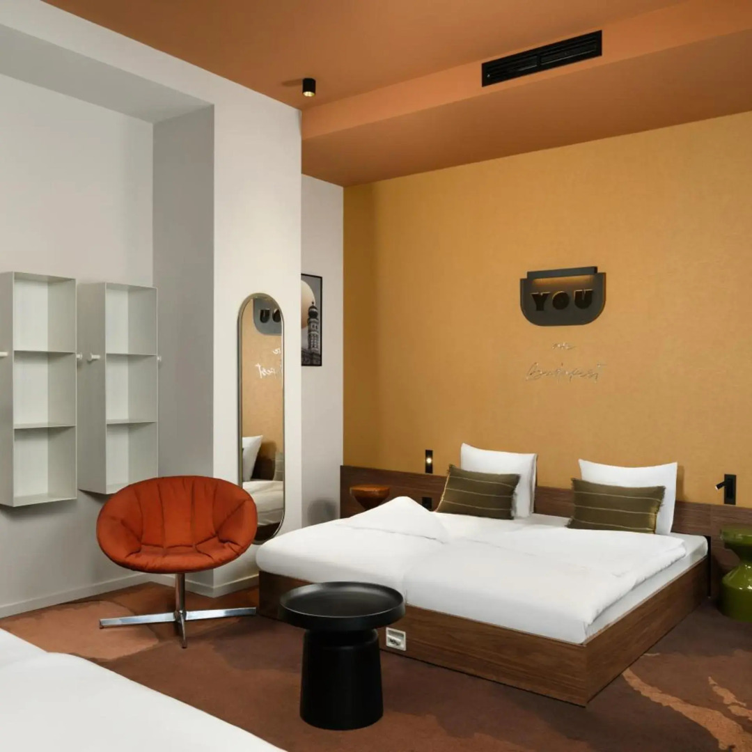Photo - You Hotel Budapest - Handwritten Collection