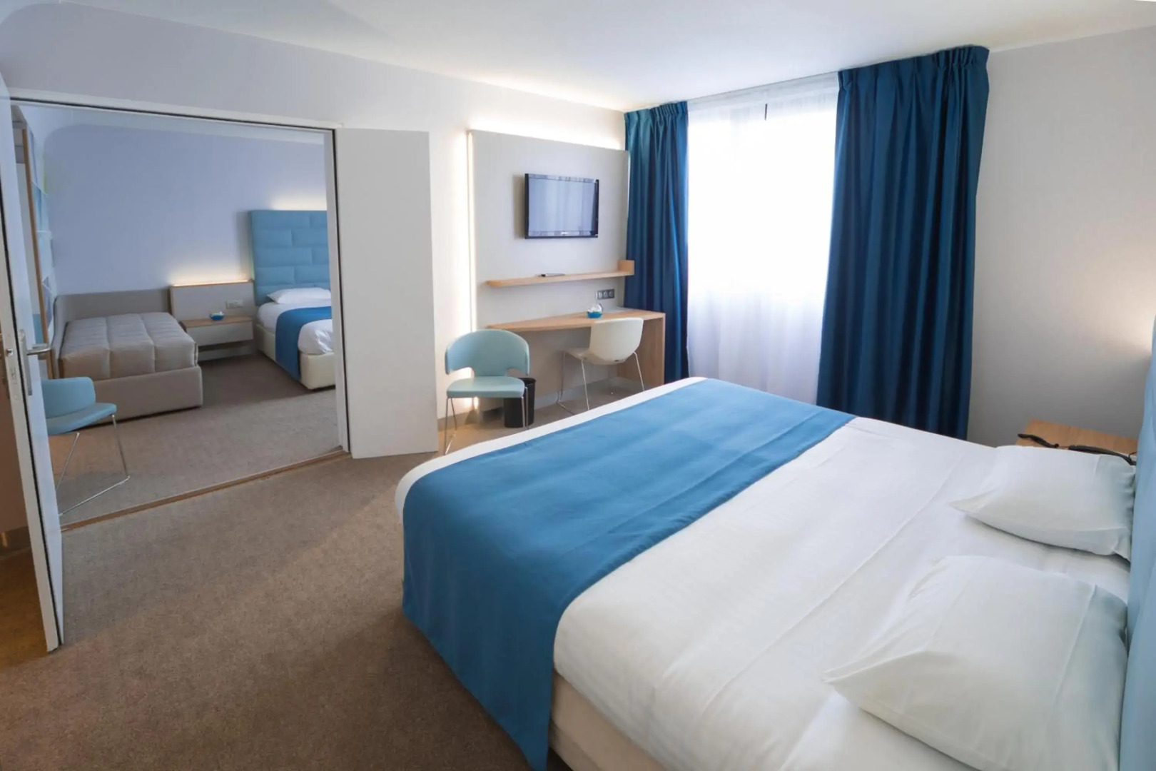 Foto - Hotel Plaza - site du Futuroscope