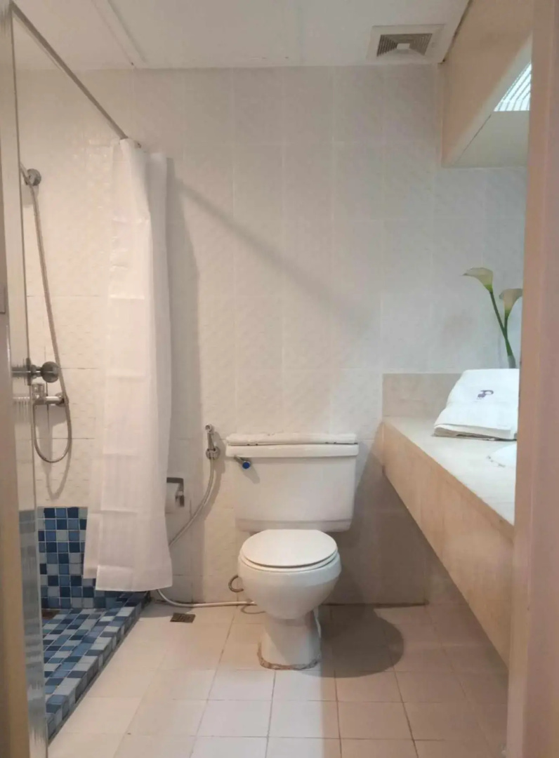 Photo - Paragon Tower Hotel