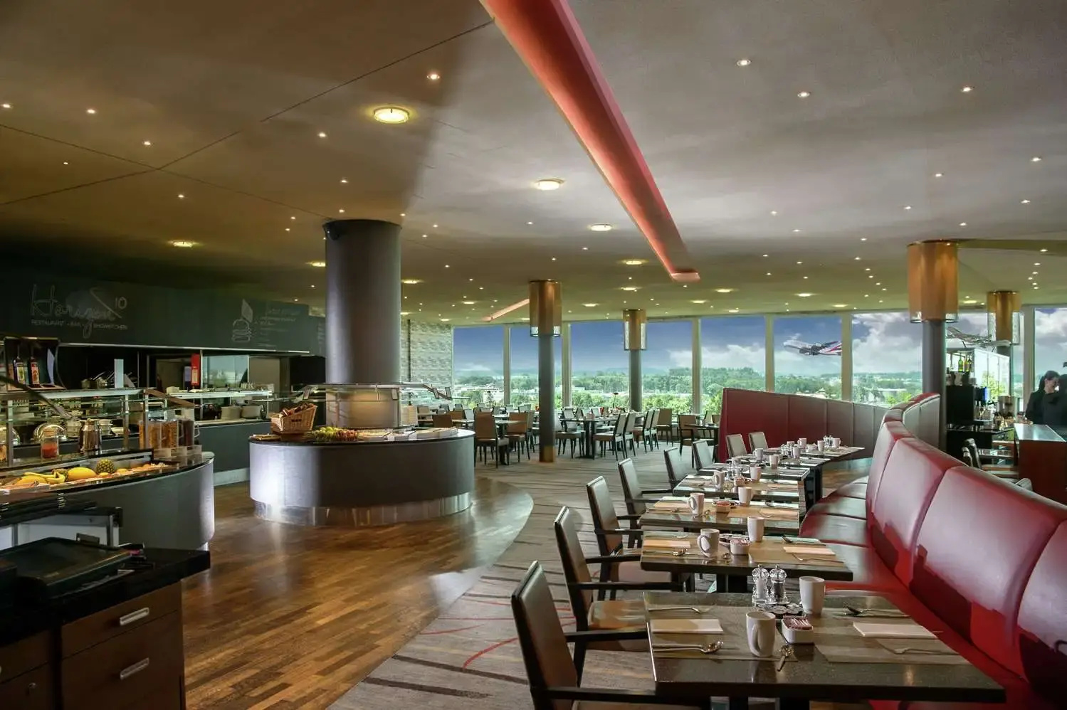 Photo - Hilton Zurich Airport