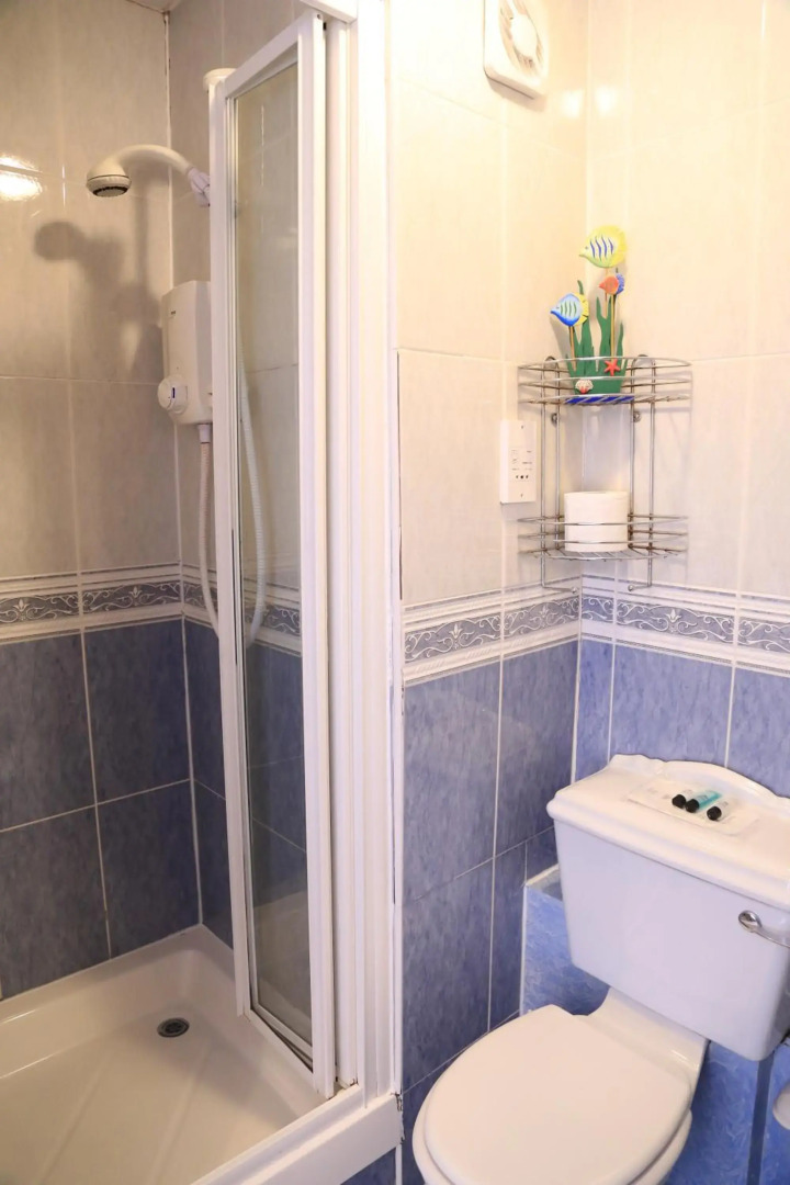 Photo - Twin Lions Hotel