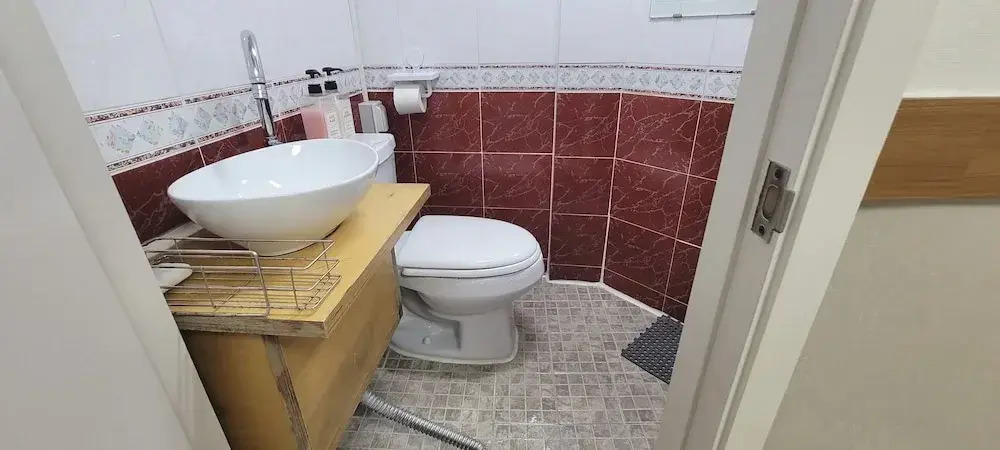 Foto - Sweet House Seoul, Line 2 & 5 - Direct to Hongdae Gangnam