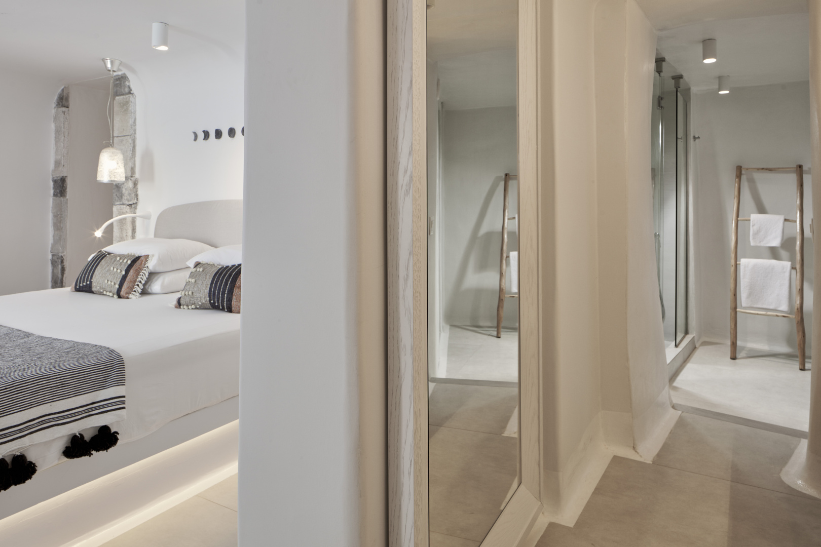 Photo - Cosmopolitan Suites - Small Luxury Hotels of the World