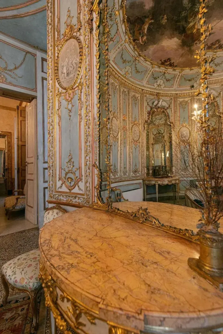 Photo - Palazzo Doria Napoli