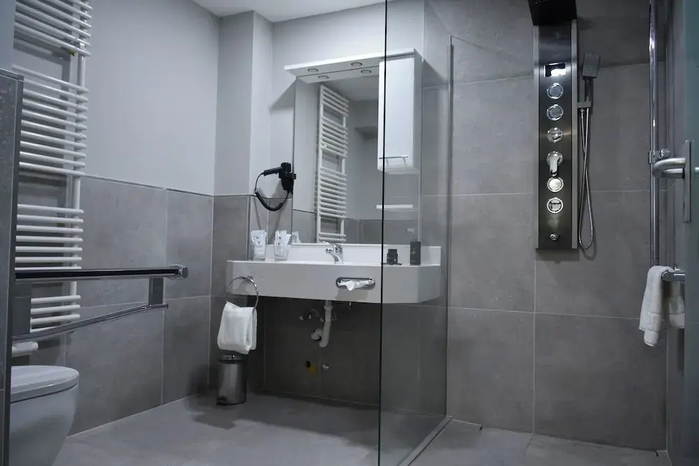 Photo - TIBET HOTEL am Airport Düsseldorf-Ratingen