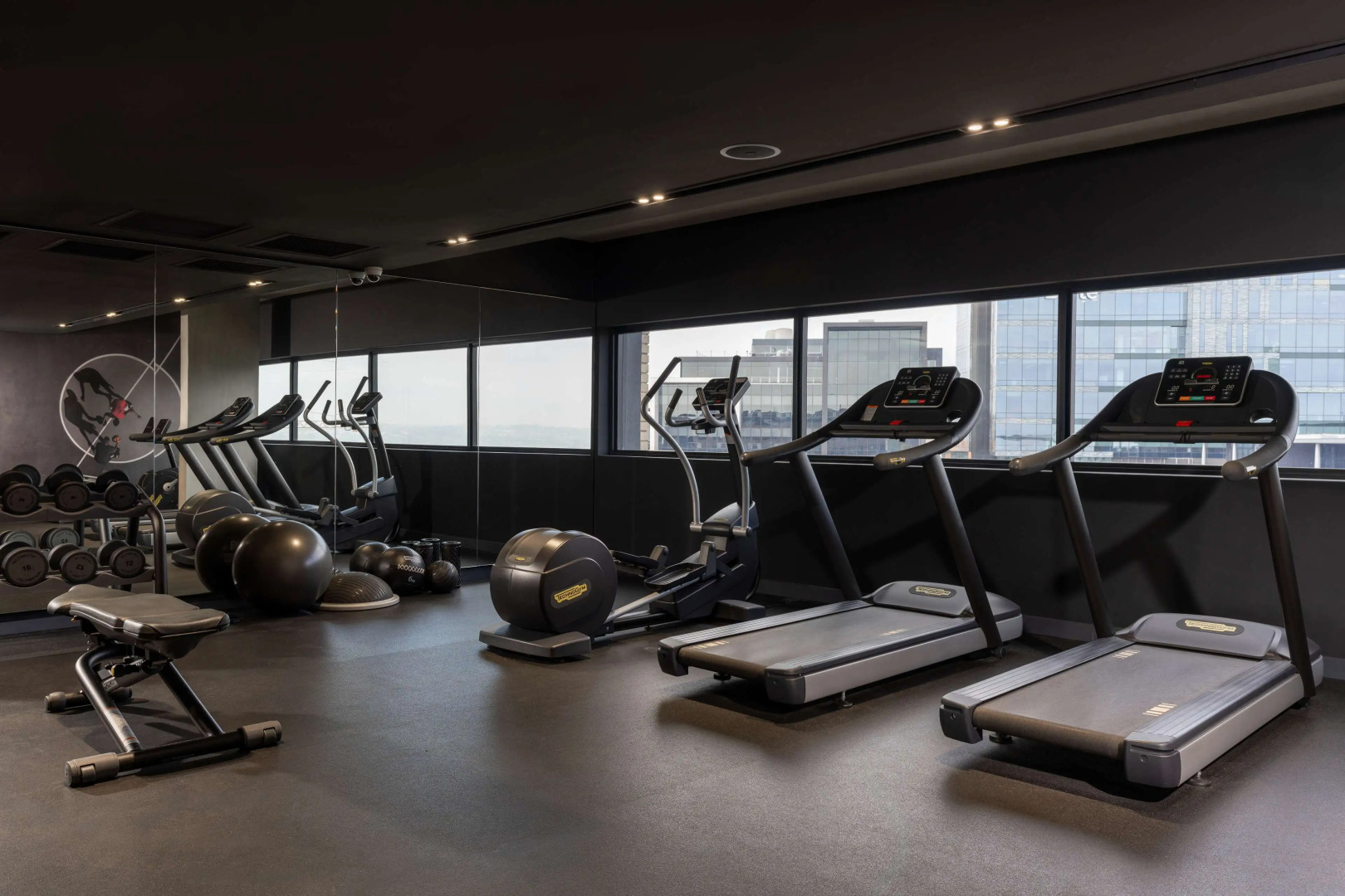 Photo - Radisson RED Hotel Johannesburg Rosebank