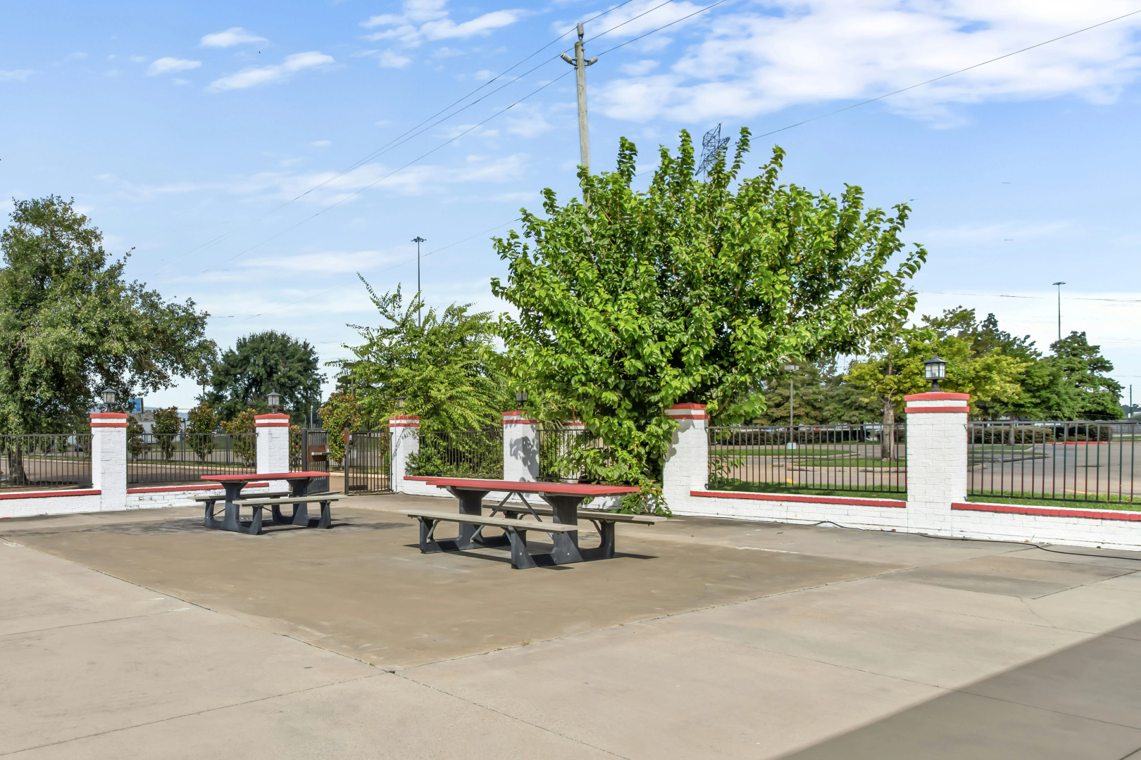 Photo - Red Roof Inn Houston – Jersey Village