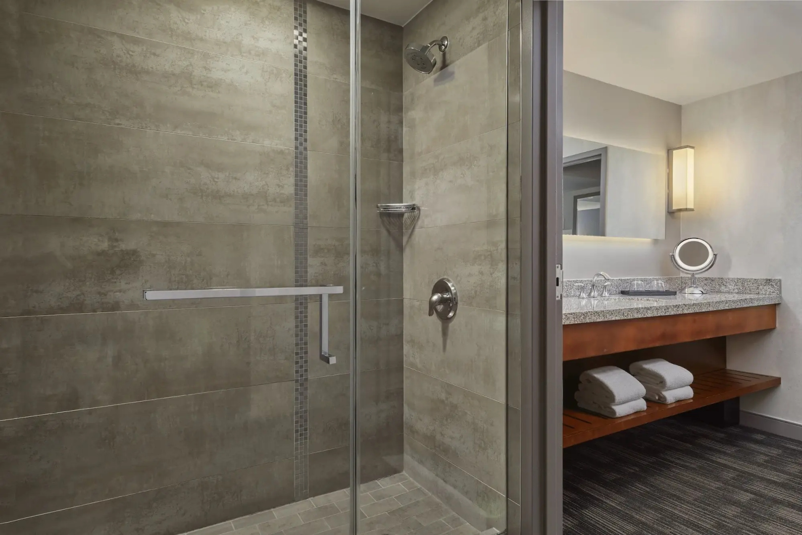 Photo - Loews Hollywood Hotel