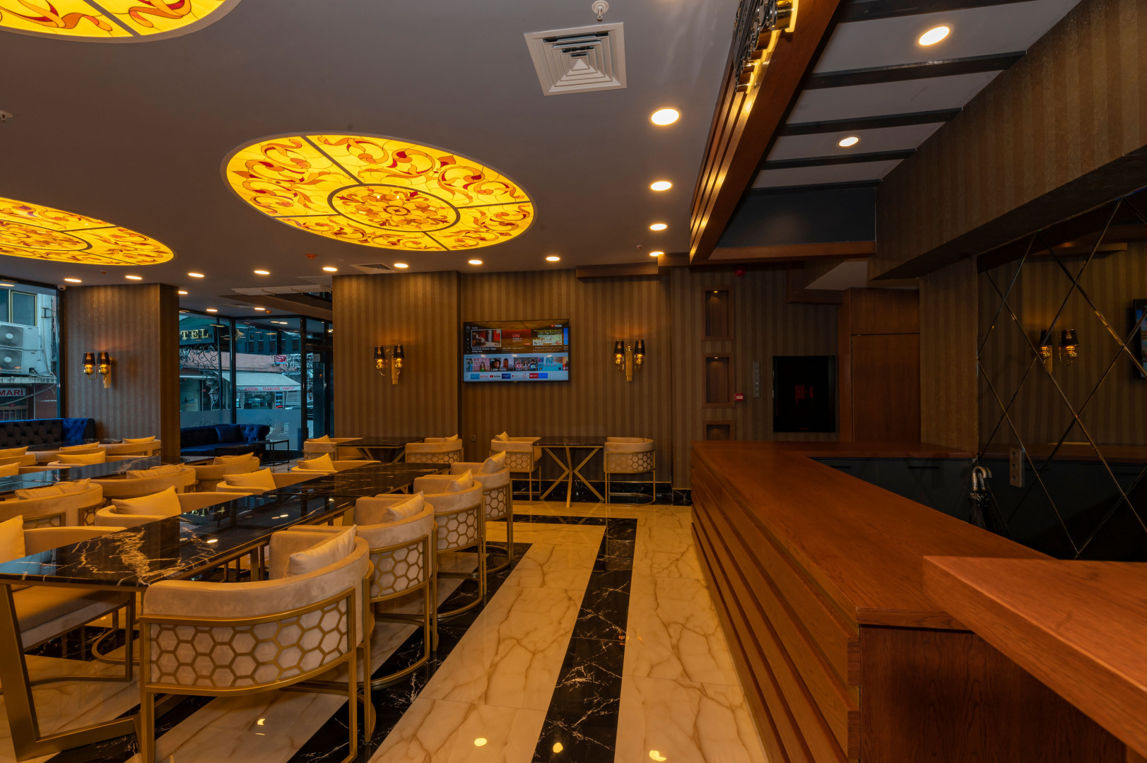 Photo - New Emin Hotel