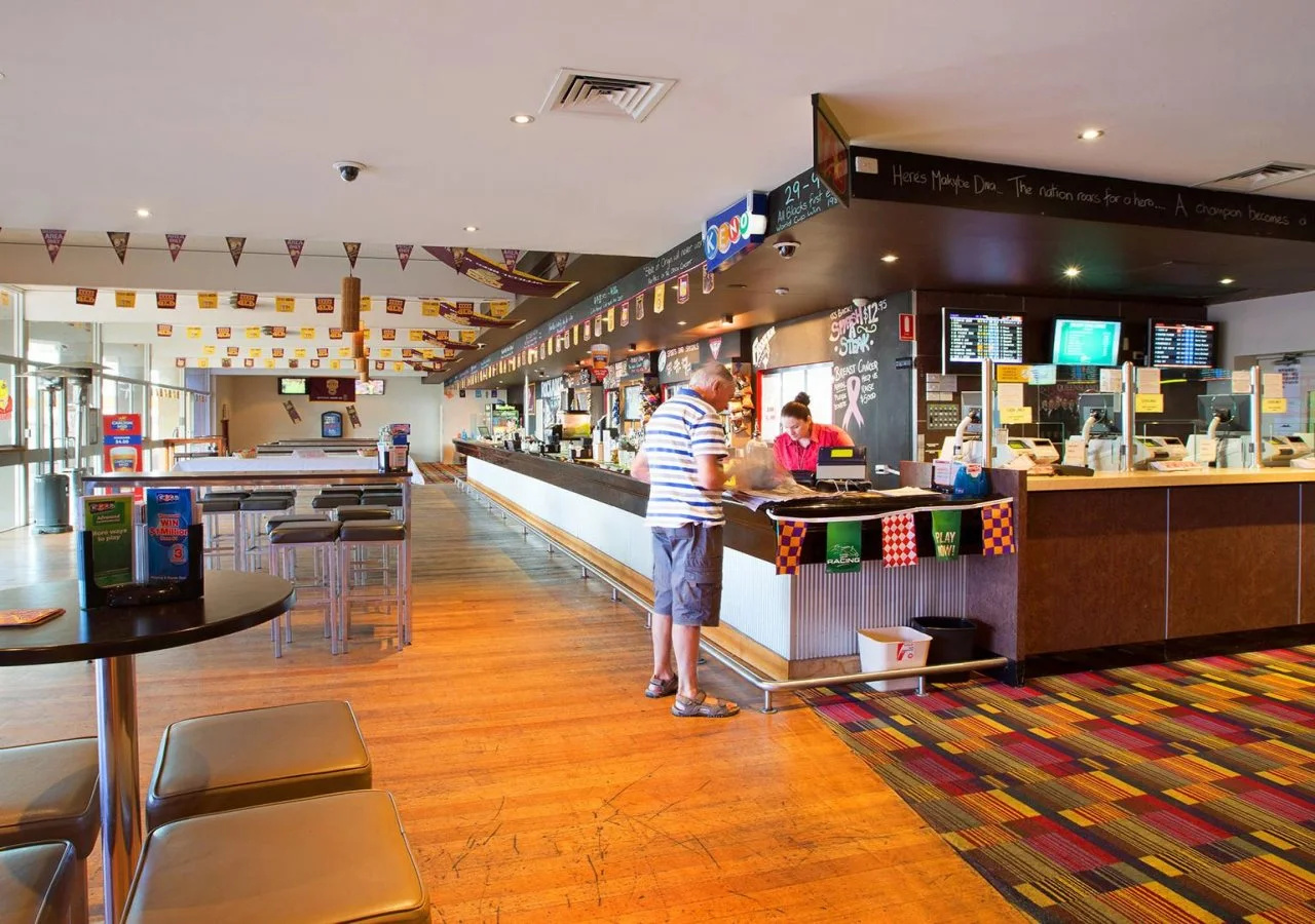 Photo - Sunnybank Hotel