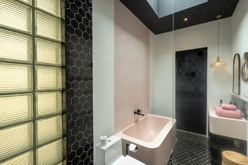 Photo - Liminal Palace Villa 3 by Betterplace