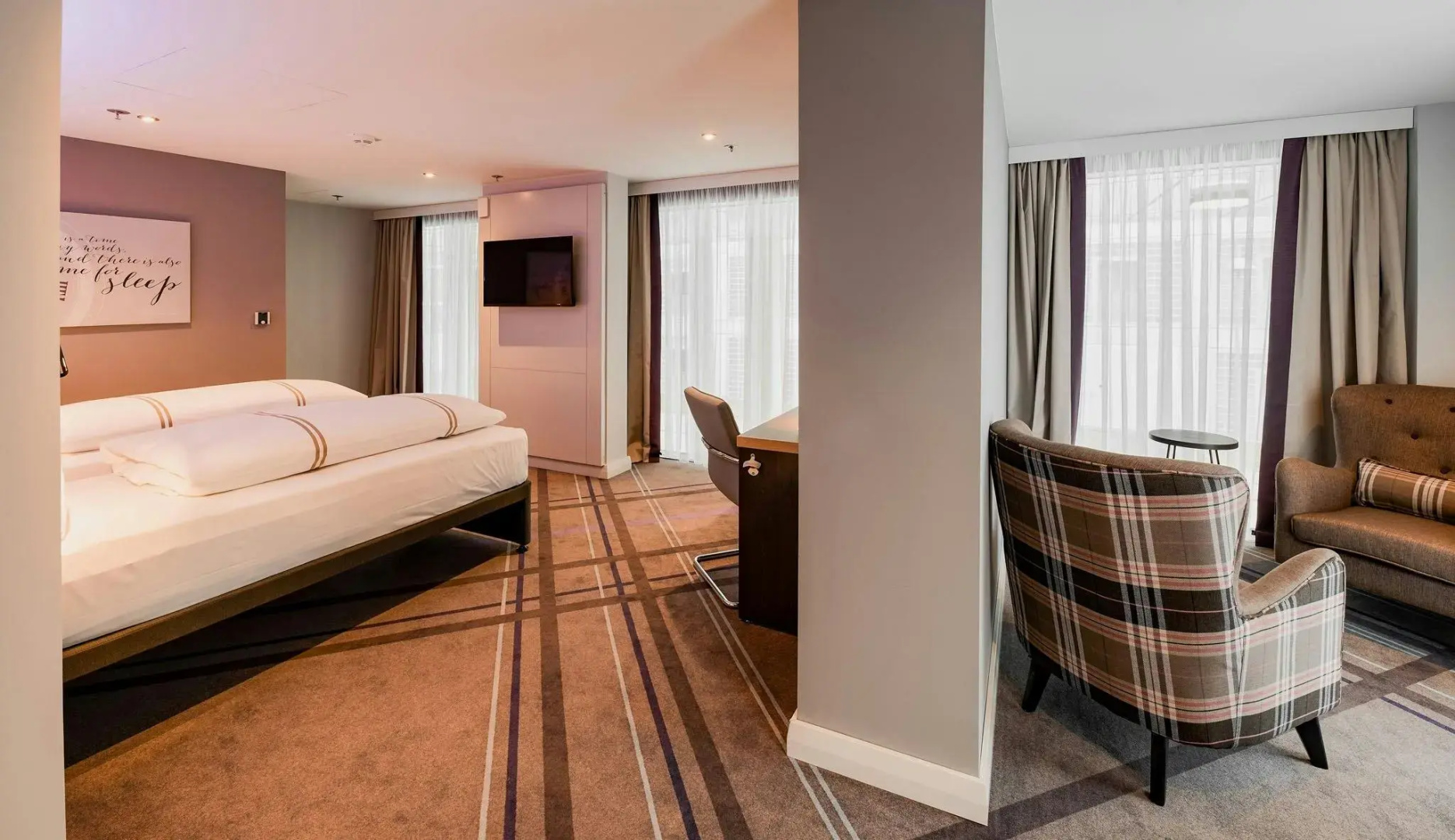 Photo - Premier Inn Stuttgart City Europaviertel