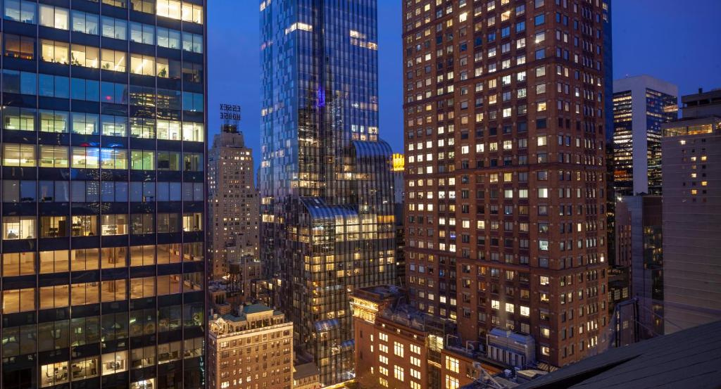 Photo - The Manhattan Club