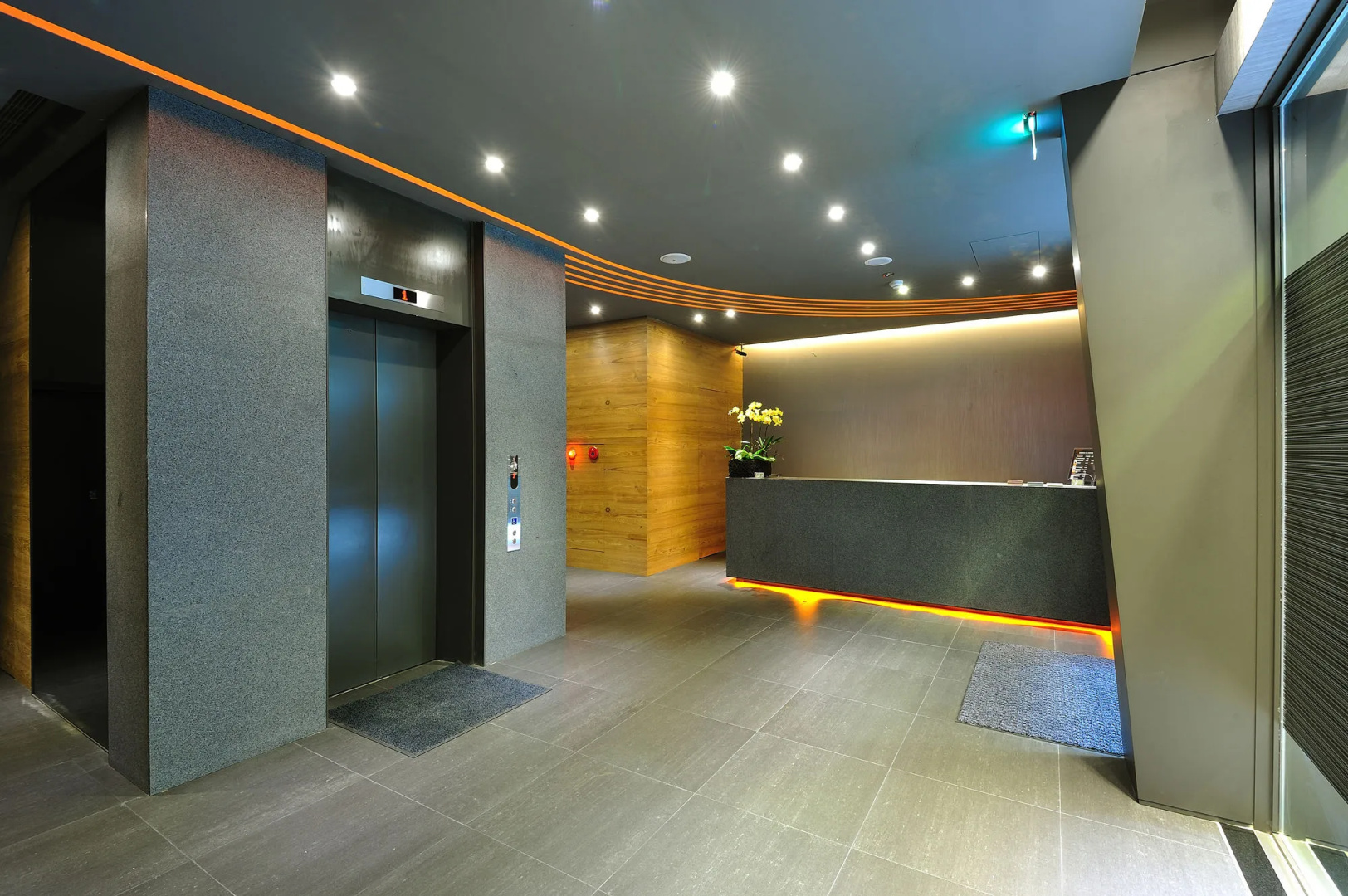 Foto - Forward Suites II