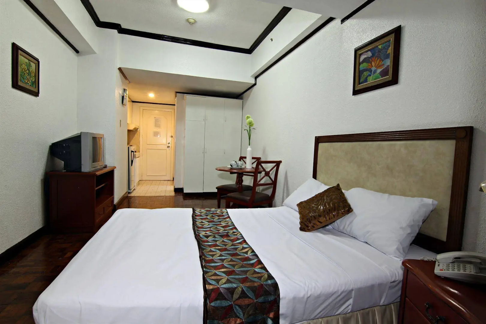 Foto - RedDoorz at MPT Suites
