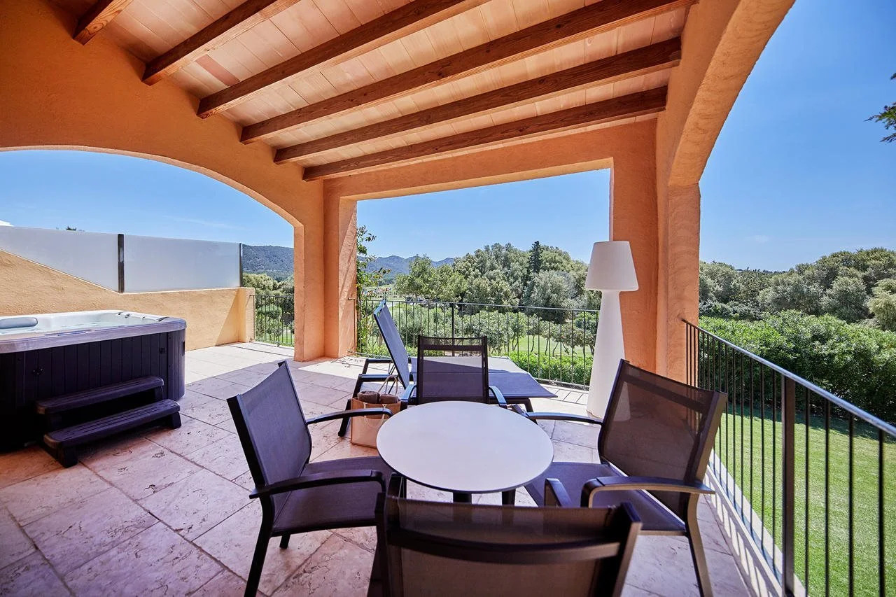 Photo - Pula Suites Boutique Resort