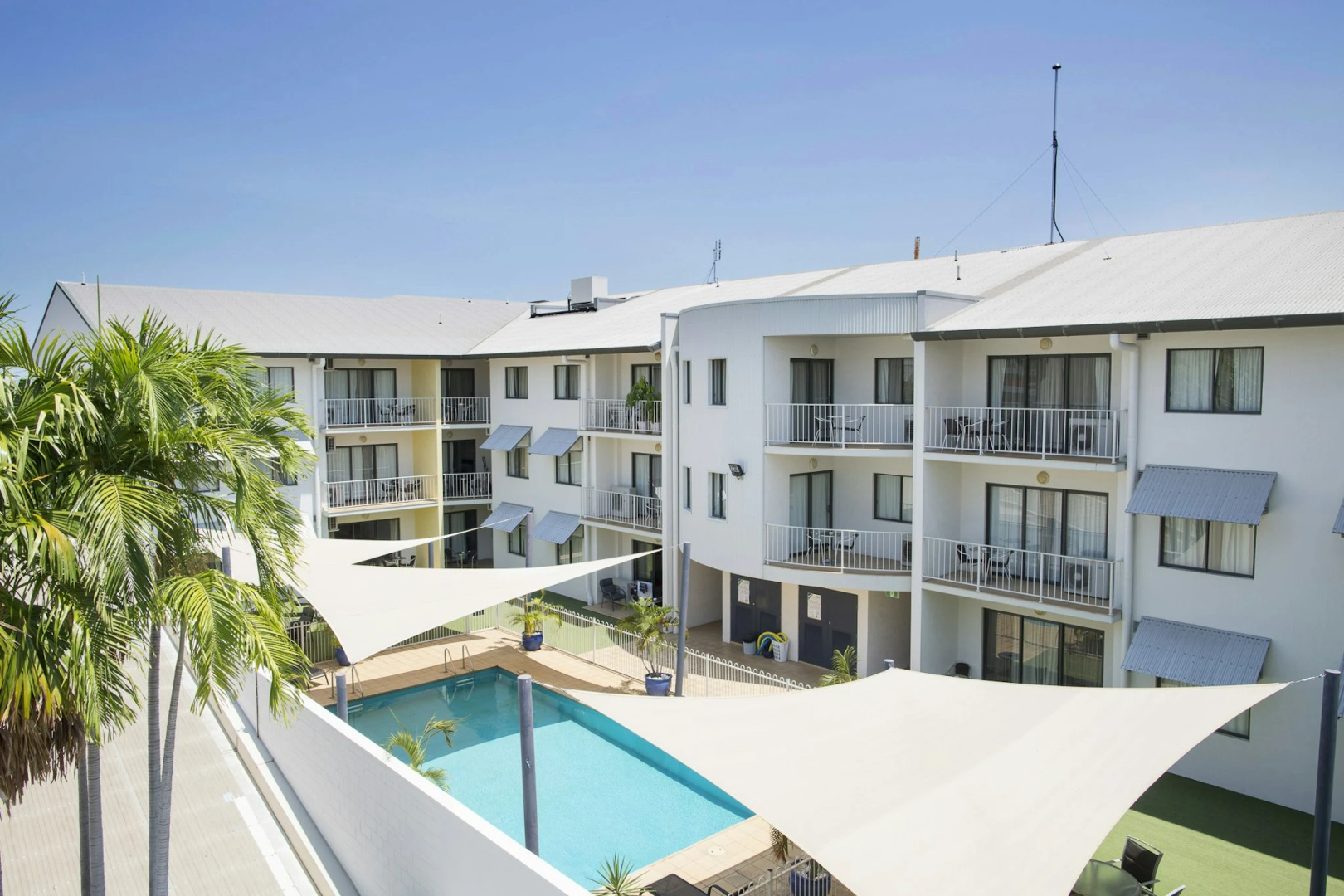 Photo - Metro Advance Apartments & Hotel, Darwin