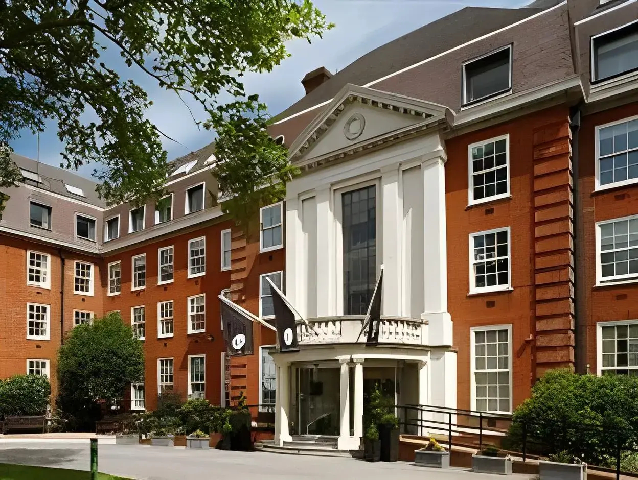 Photo - The Lensbury Resort