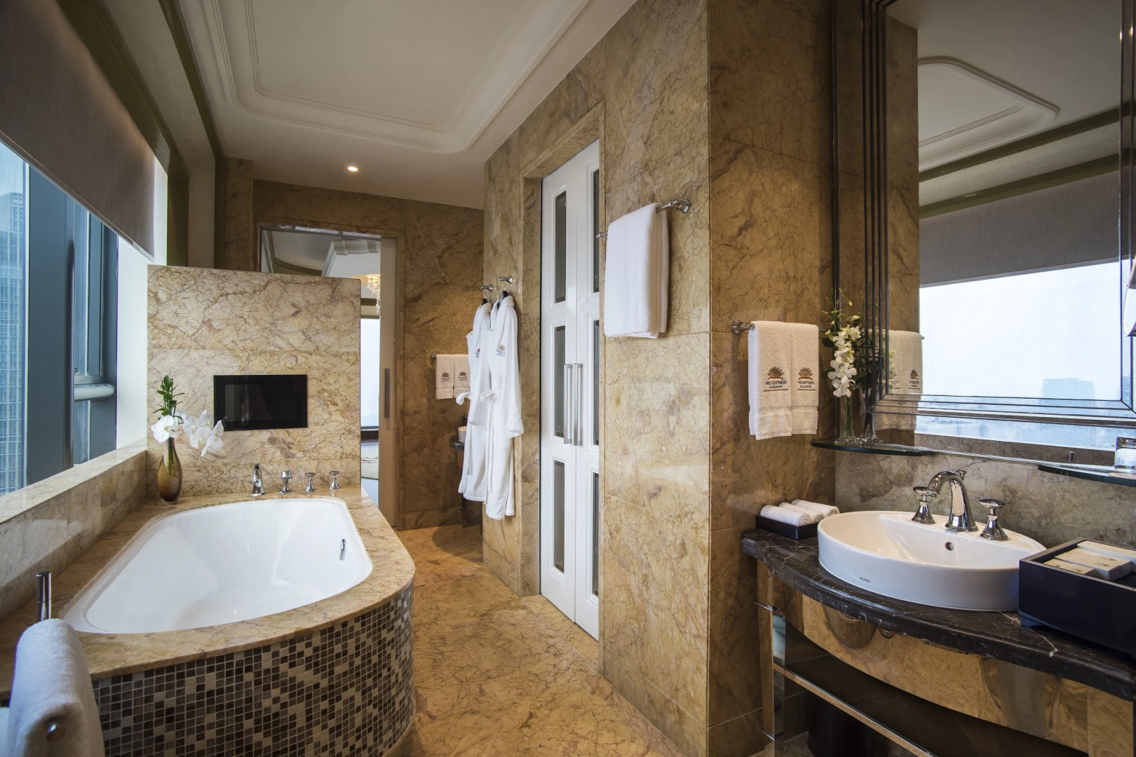 Photo - The Reverie Saigon