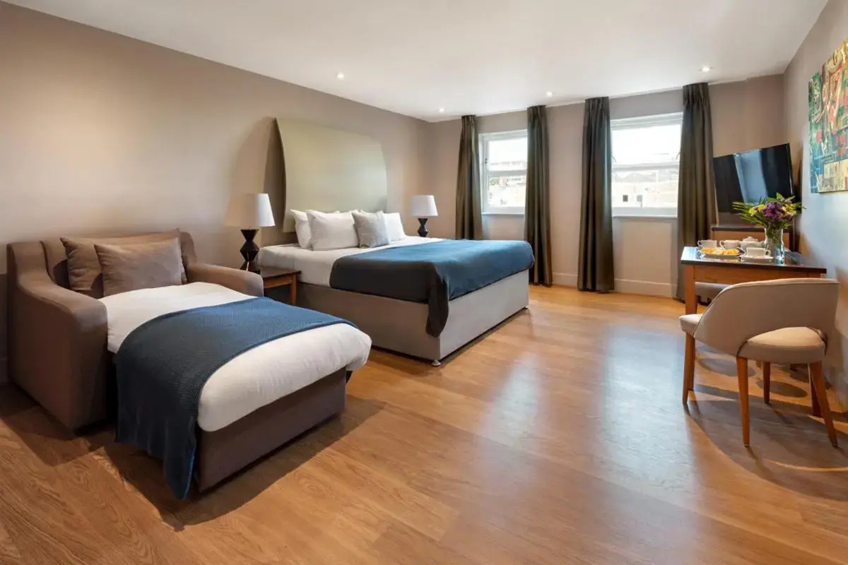 Photo - Marlin Apartments Commercial Road - Limehouse