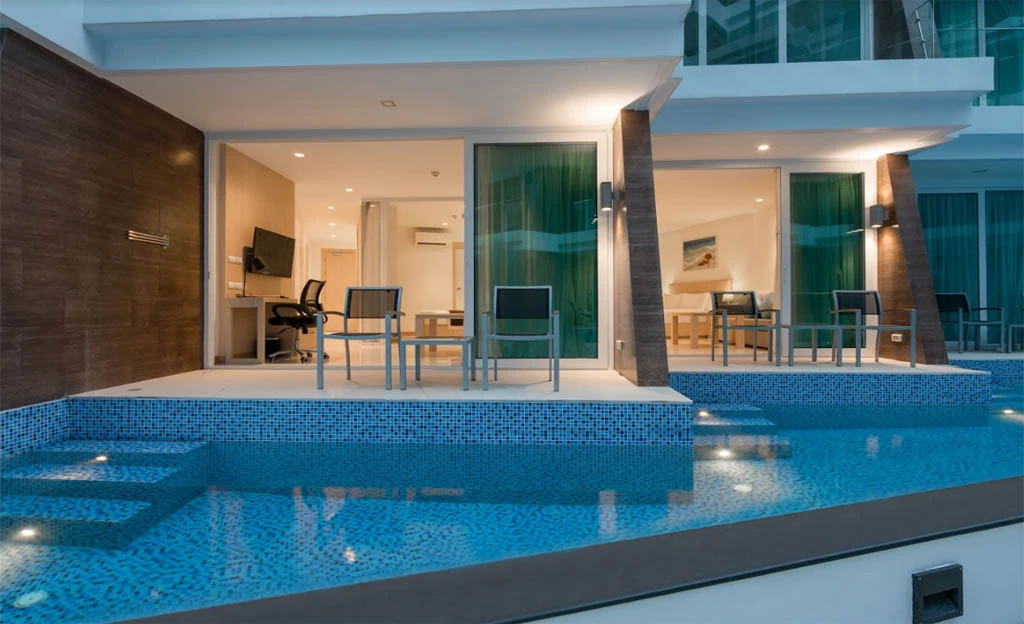 Photo - The Beachfront Hotel Phuket