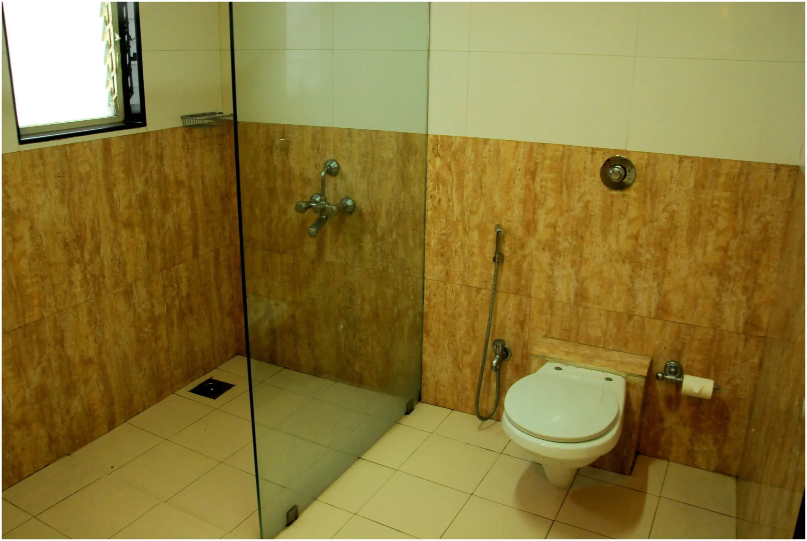 Photo - Hotel Madhav International Pune Railway Station
