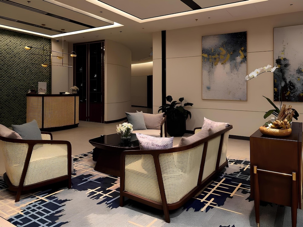 Seascape Villas in Long Beach Cam Ranh