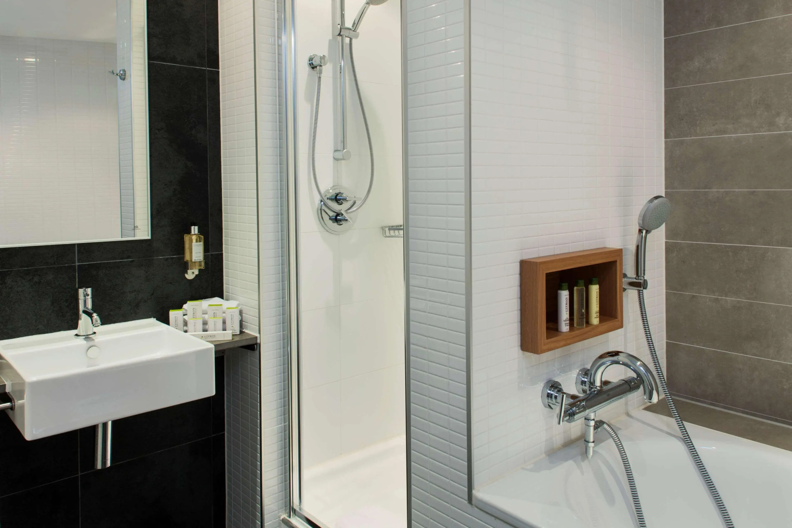 Foto - DoubleTree by Hilton Amsterdam Centraal Station