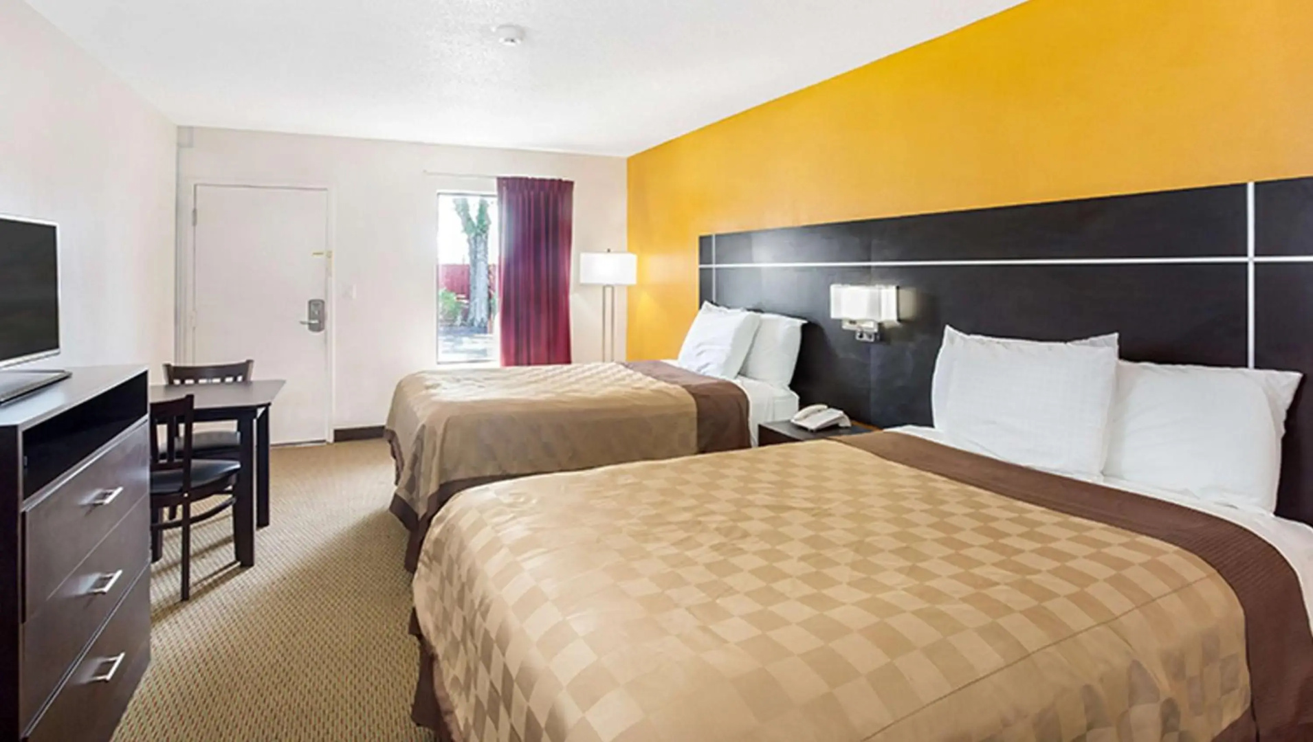 Photo - Magnuson Hotel Bradenton