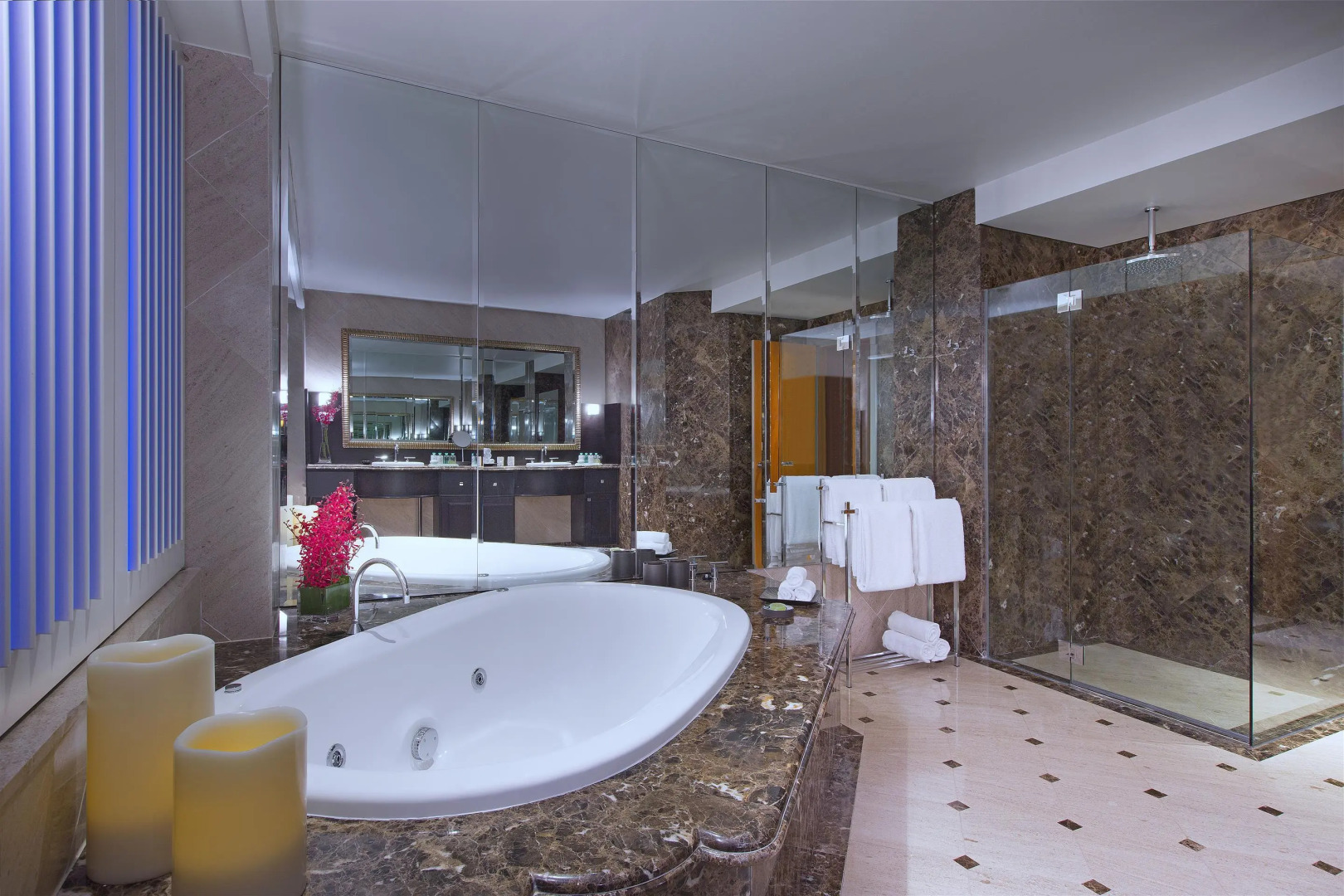 Photo - Sheraton Grand Sydney Hyde Park