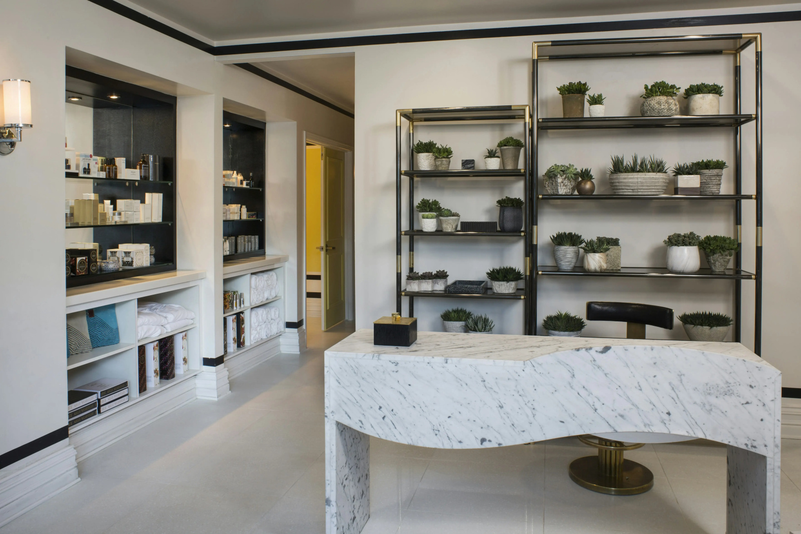 Photo - Avalon Hotel & Bungalows Palm Springs, a Member of Design Hotels
