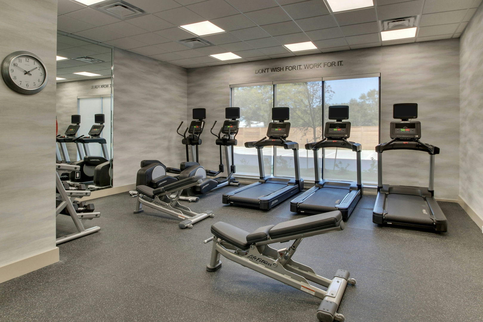 Photo - Fairfield Inn & Suites by Marriott Houston Brookhollow