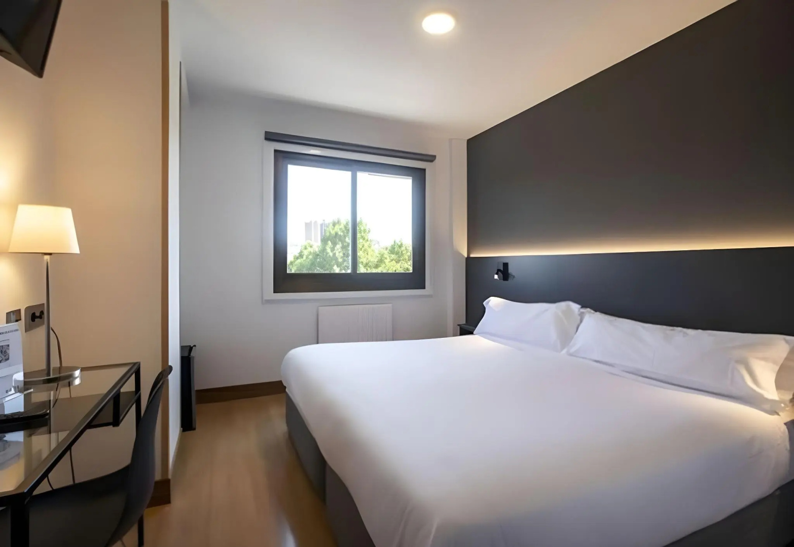 Photo - Hotel Sancho Ramírez
