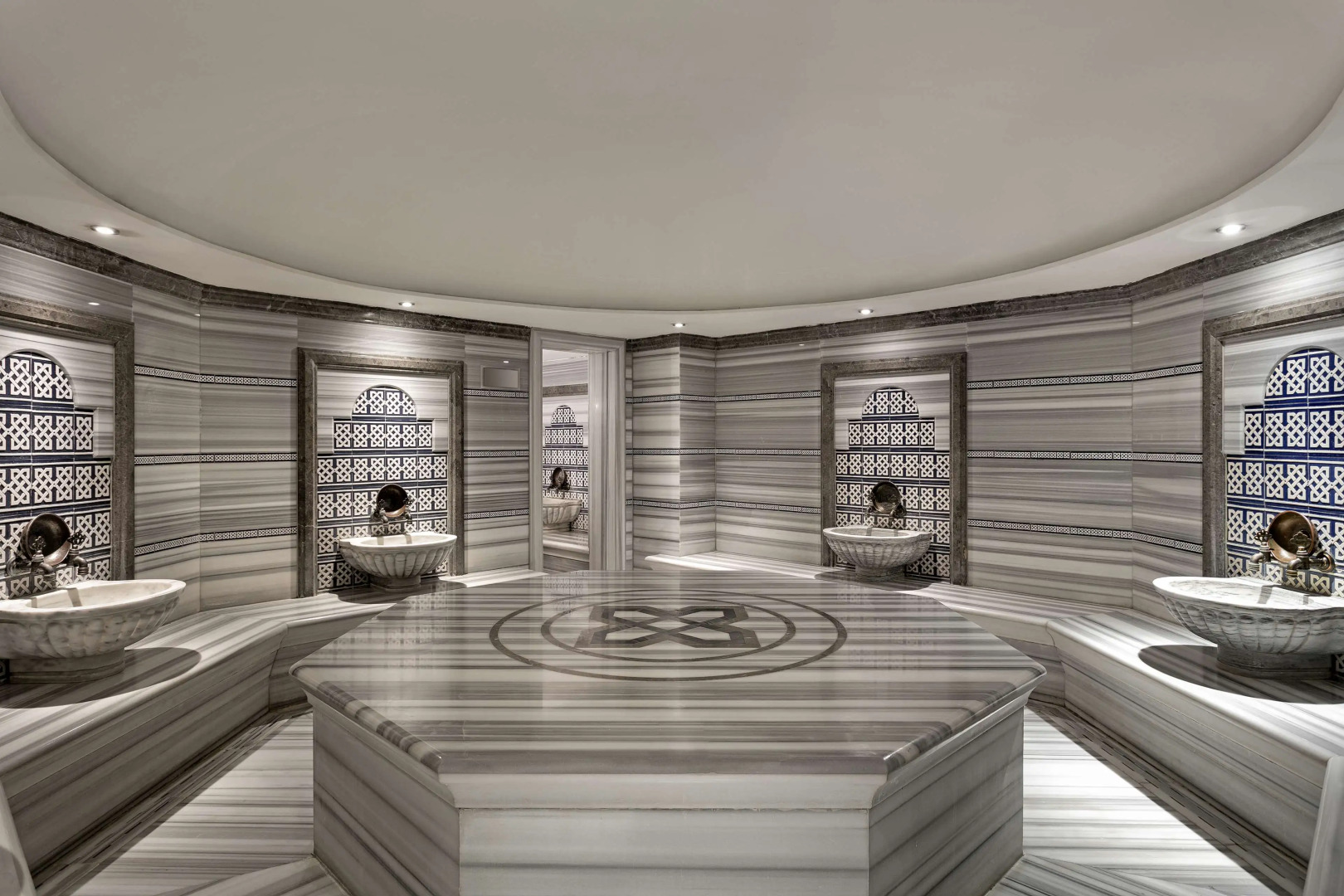 Photo - Titanic Business Kartal