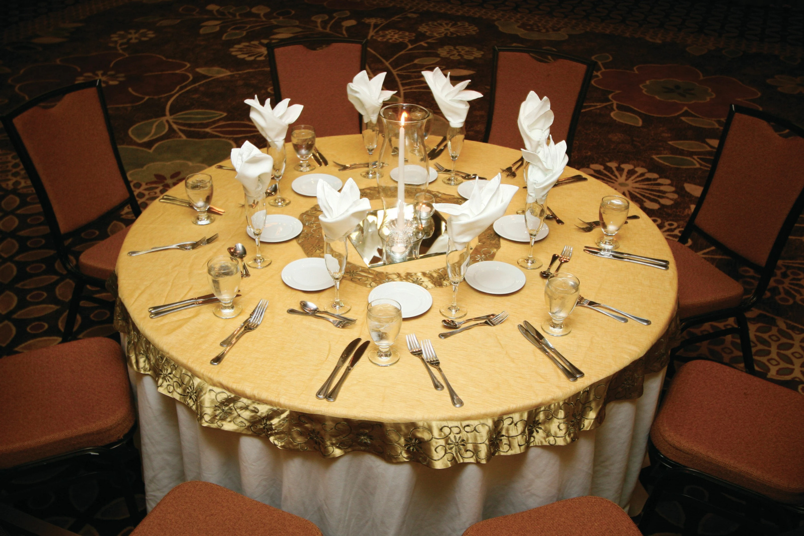 Photo - Doubletree Suites by Hilton at The Battery Atlanta