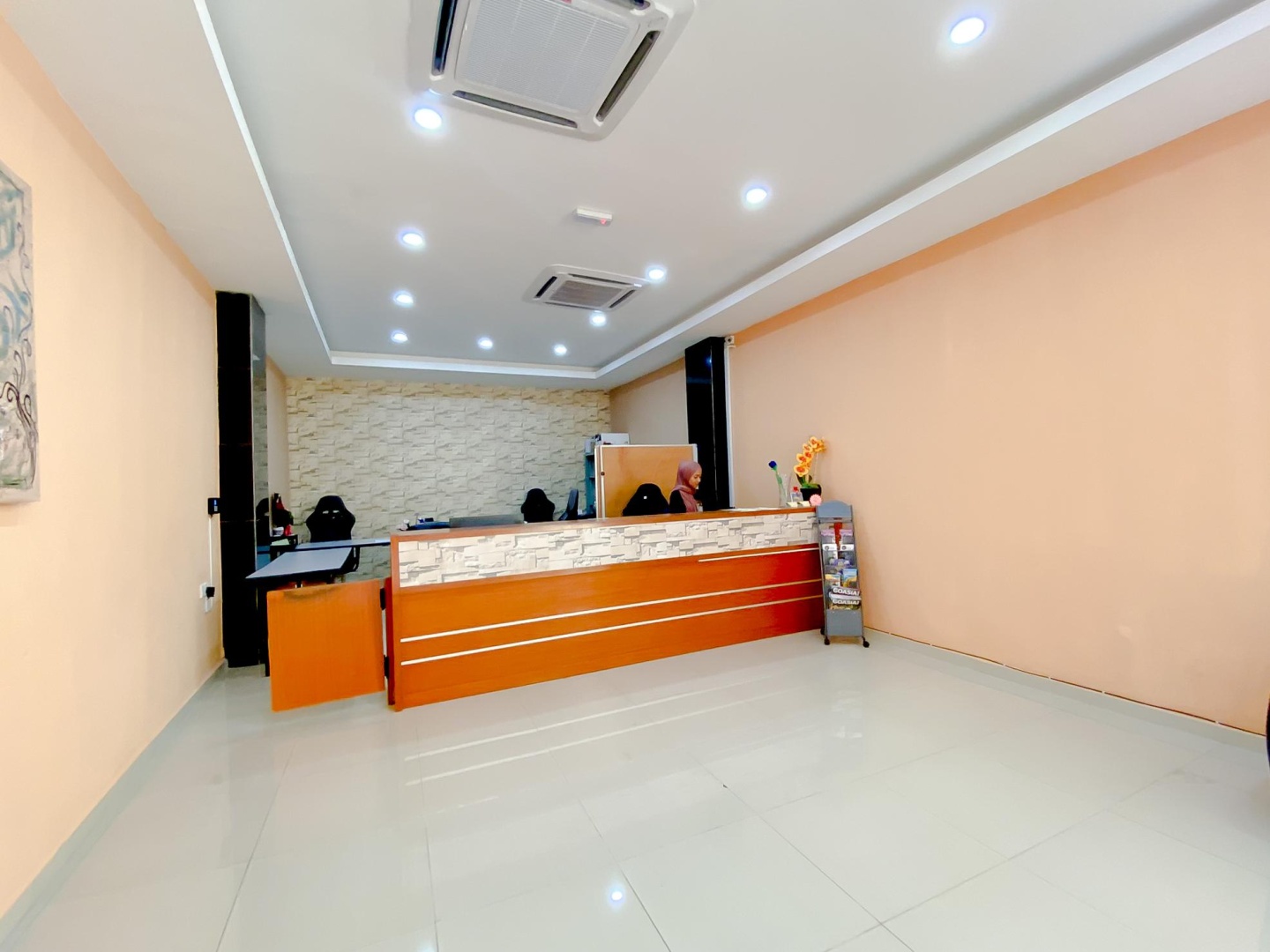 Capital O 91094 Hotel & Chalet Sportfishing